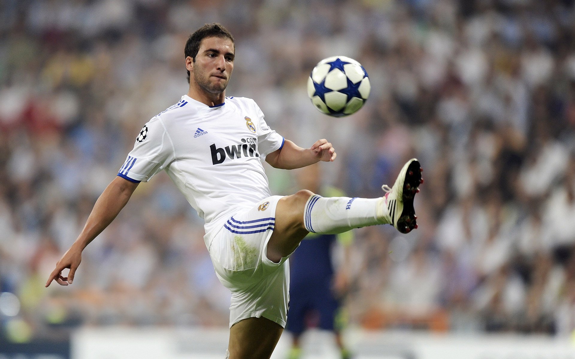 佩德里续约巴塞罗那至2029年，佩德里 巴塞罗那